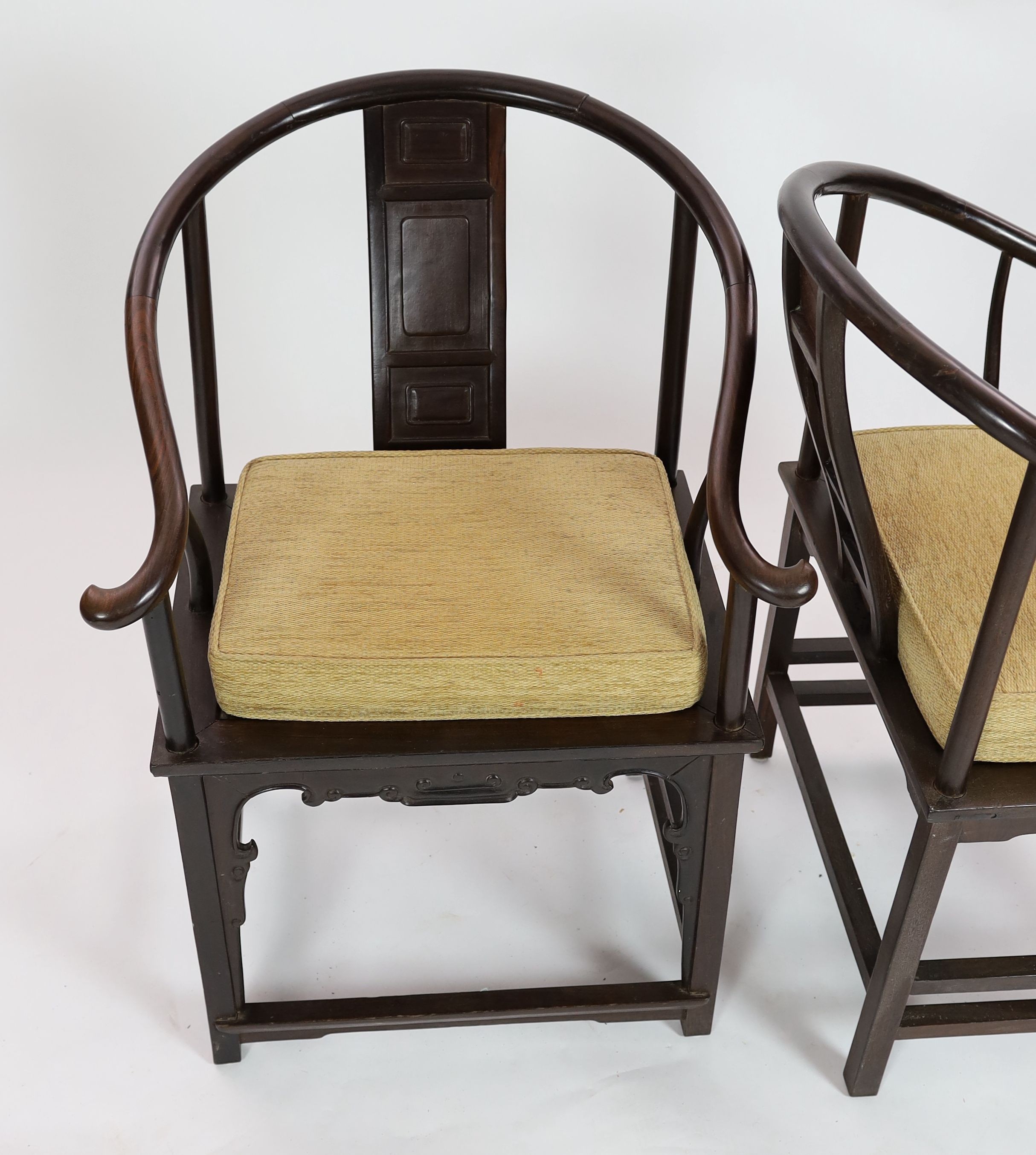 A pair of Chinese tielimu horseshoe-back armchairs, 18th/19th century